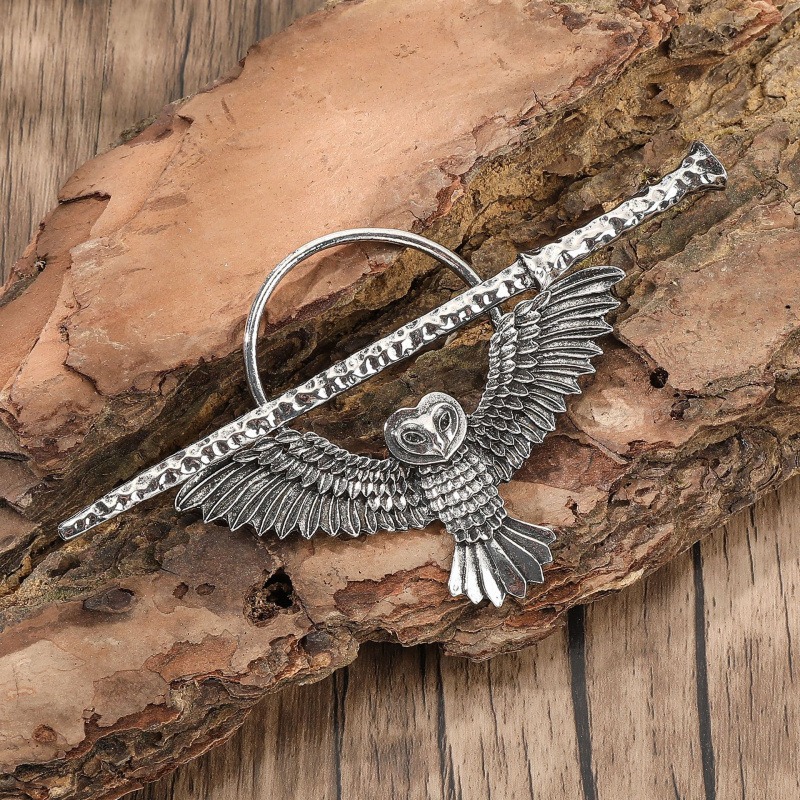 Niche Design Retro Gothic Owl  - Women'S Viking Accessories recension och pris