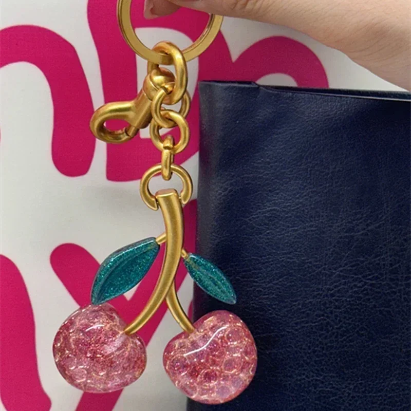 Fashion Cherry Keychain Summer - Women'S Accessories Coach recension och pris